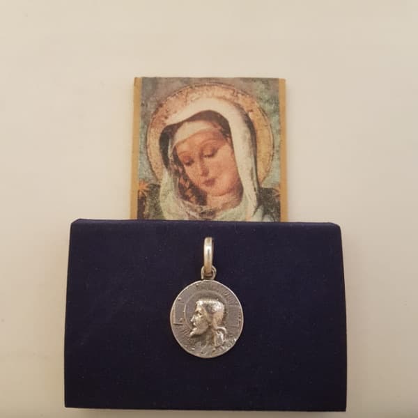 Medalla Divino Maestro en Plata Mater, 20 mm