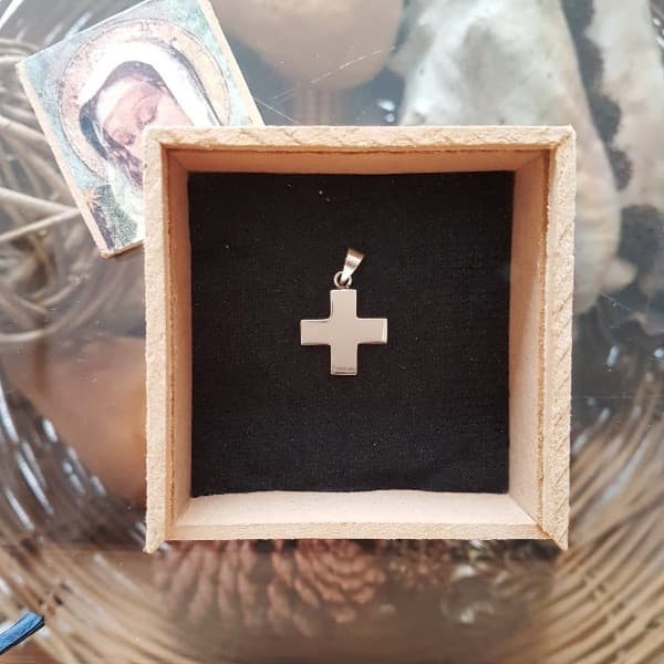 Cruz del equilibrio en plata 900, 20 mm