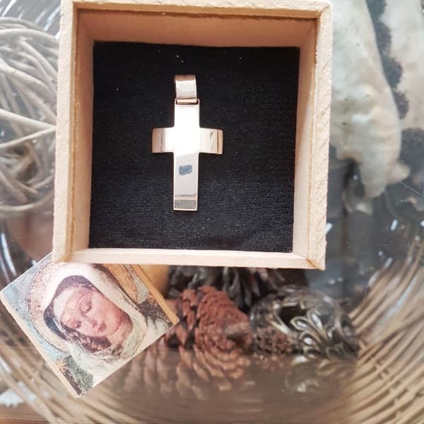 Cruz lisa bombe (plata 900)