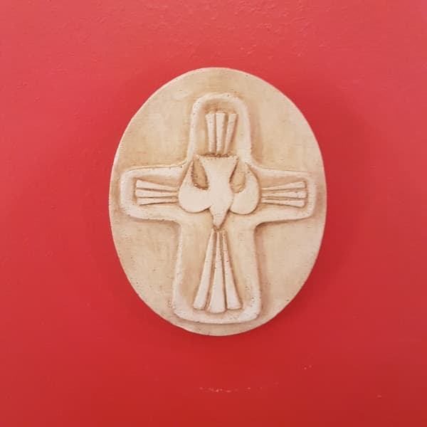 Medallón de piedra cruz del Espíritu Santo para colgar