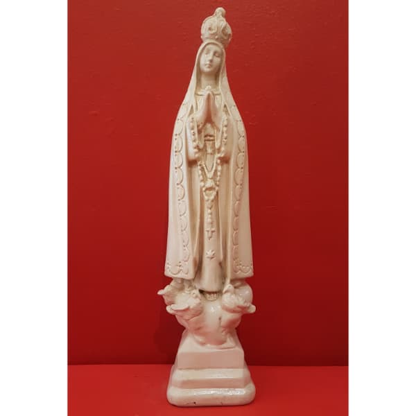Imagen de la Virgen de Fátima en yeso monocromático, 15 a 20 cm