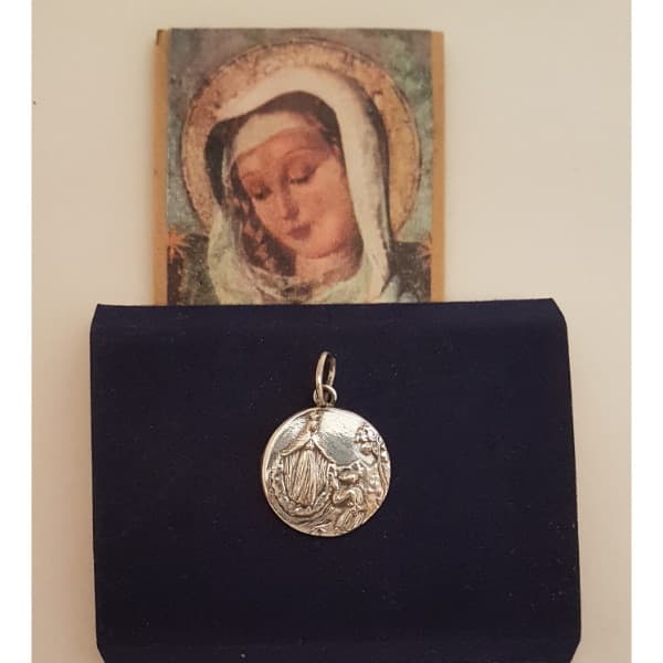 Medalla Virgen de la Misericordia en Plata Mater, 22 mm