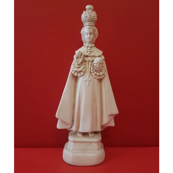Imagen del Niño Jesús de Praga en yeso monocromático, 15 a 20 cm