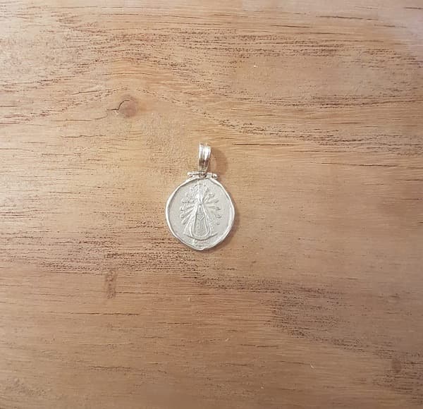 Medalla con forma mediana Virgen de Luján en plata 900, 20 mm